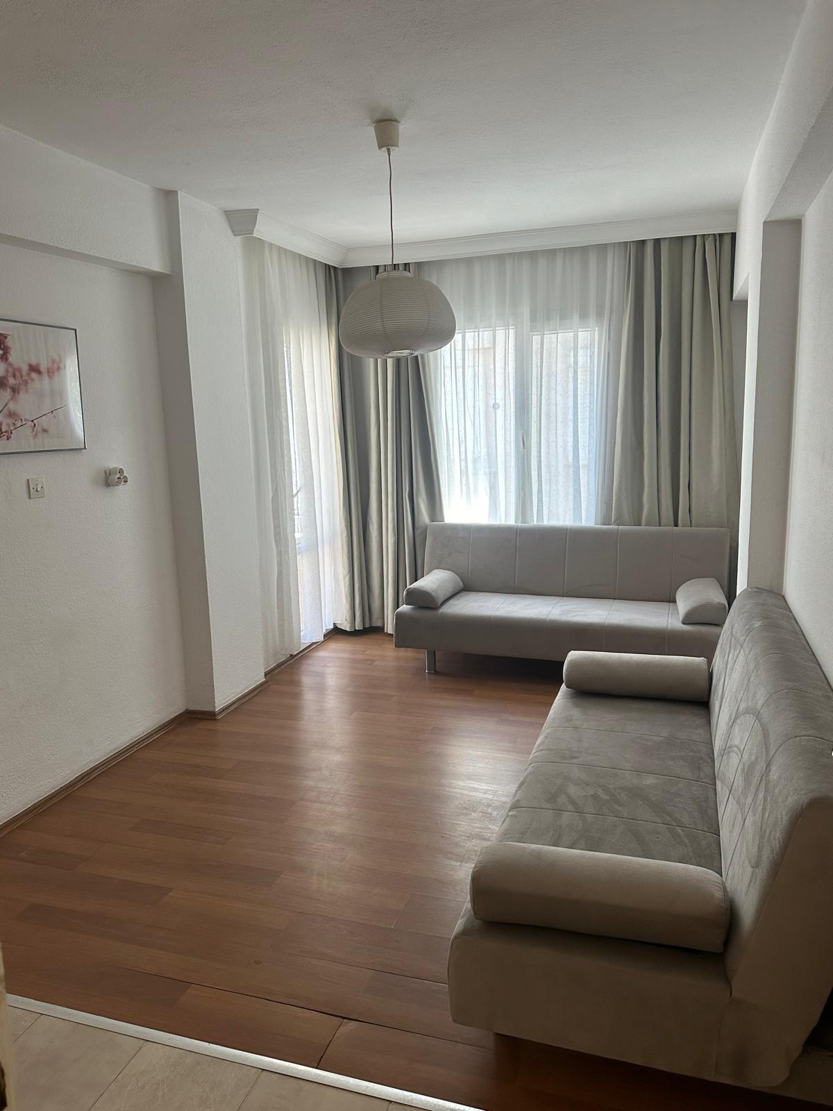 Superior One-Bedroom Apartment with Large Bathroom