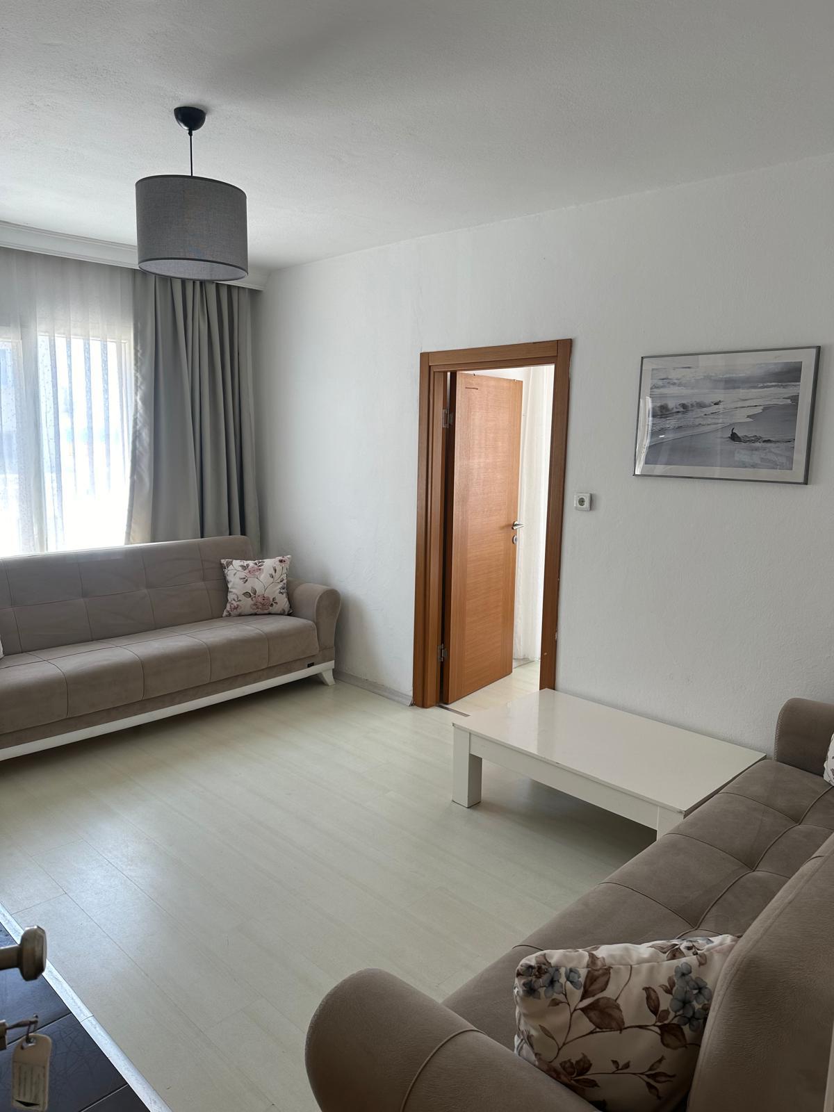 Comfort One-Bedroom Apartment with Large Living Room